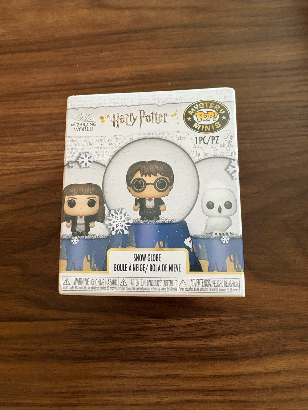 Harry Potter Hogwarts Collectors Set - Picture 6 of 6